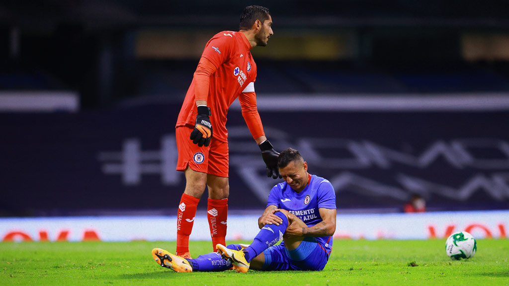 Jesús Corona y Julio César Domínguez pueden salir de Cruz Azul 