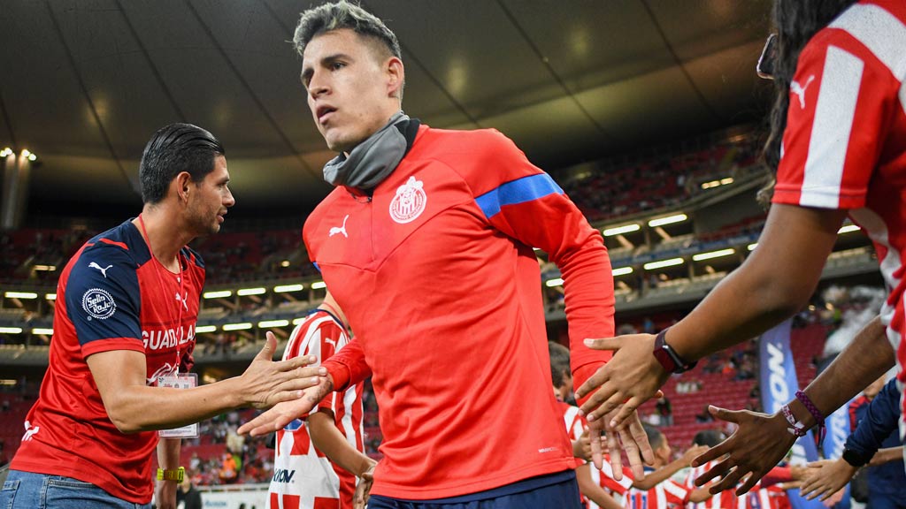 Los jugadores que se pueden despedir de Chivas