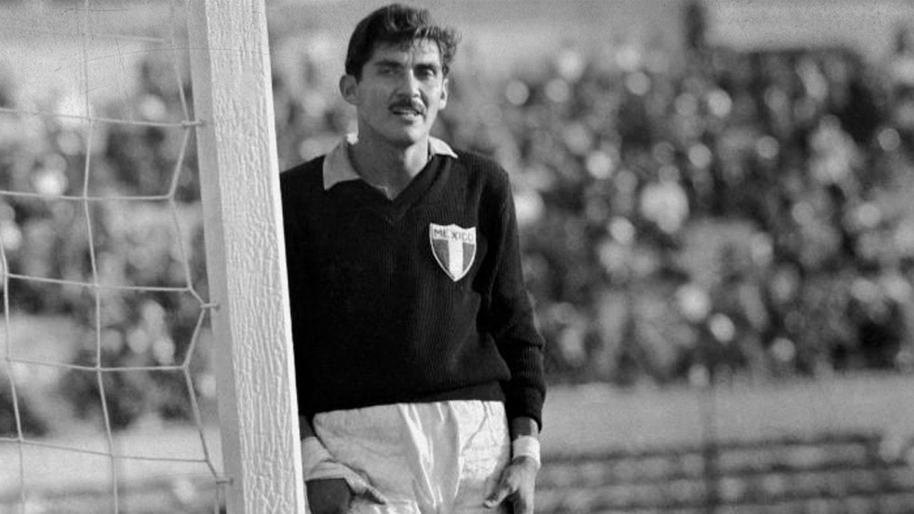 Quién fue Antonio Tota Carbajal, leyenda del futbol mexicano