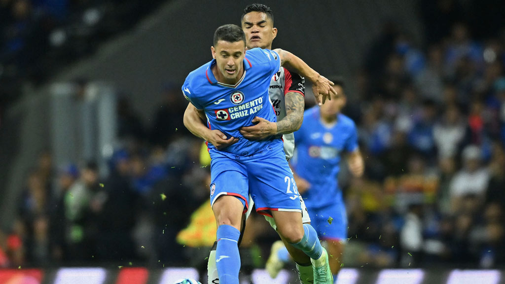 Ramiro Carrera, futbolista que no ha funcionado en la Máquina de Cruz Azul