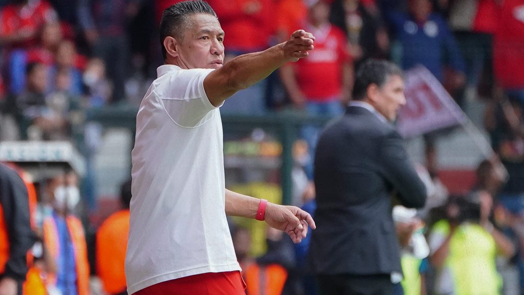 Toluca le da el voto de confianza a Ignacio Ambriz