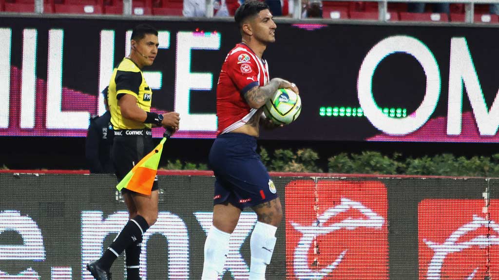 Víctor Pocho Guzmán ha fallado tres penales en liguilla