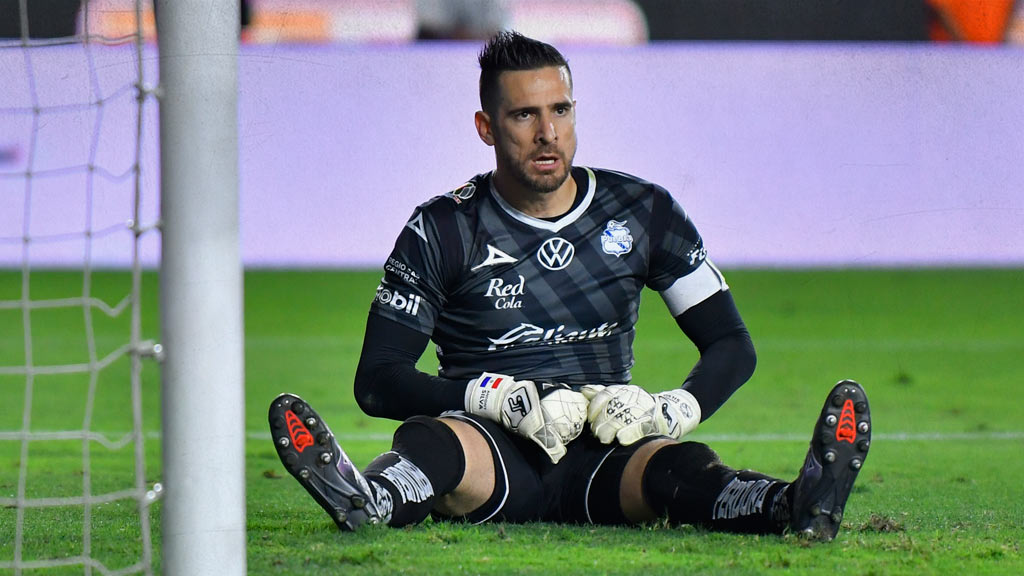 Antony Silva se prepara para salir de la Franja del Puebla