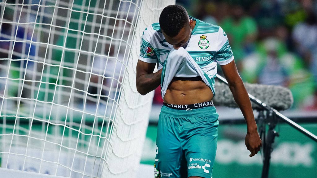 Ayrton Preciado, un futbolista que sufrió con las lesiones en Santos Laguna