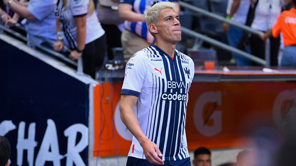 Héctor Moreno pone en duda su continuidad con Monterrey