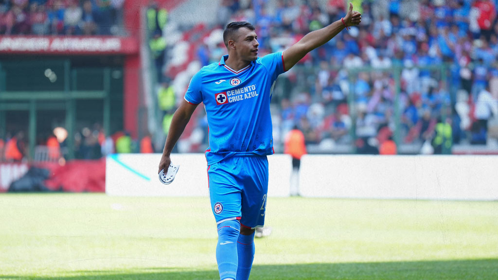 Iván Morales no encuentra equipo para salir de Cruz Azul