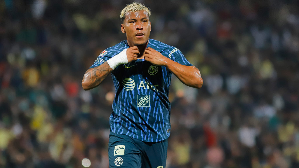 Roger Martínez se va y América necesita encontrar un sustituto en el mercado