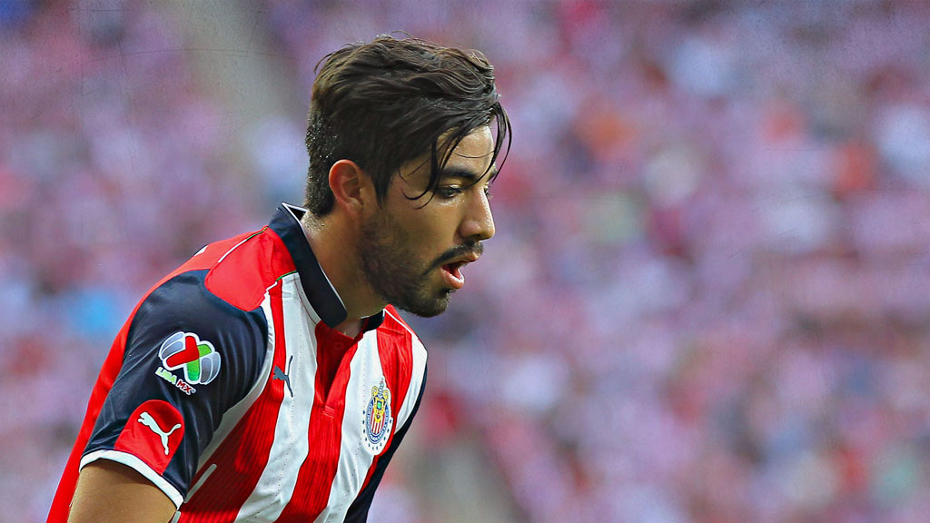 Chivas NO piensa en el regreso de Rodolfo Pizarro