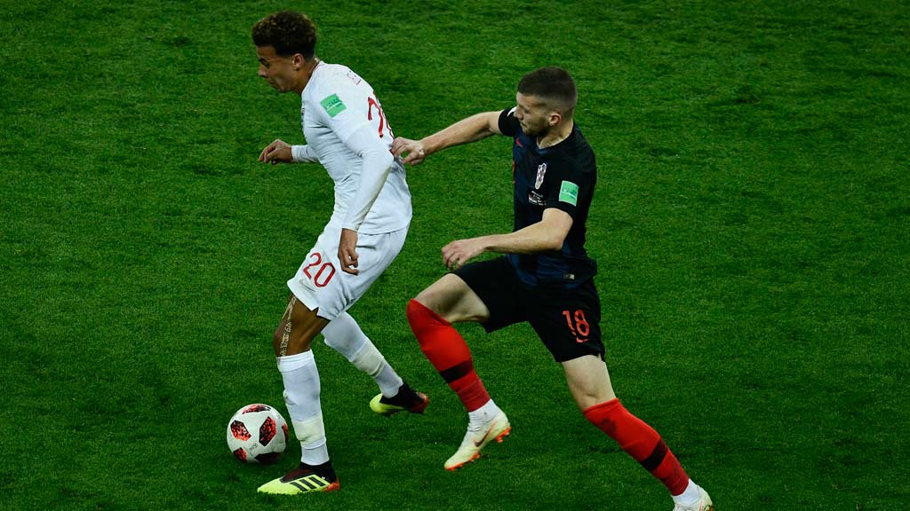 Dele Alli con la Selección de Inglaterra durante un juego en la Copa del Mundo de Rusia 2018