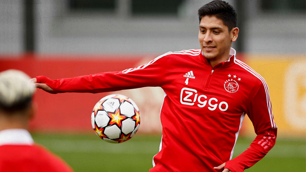 Edson Álvarez está buscando su salida del Ajax