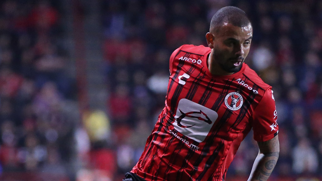 Edwin Cardona, un futbolista problemático para Xolos de Tijuana