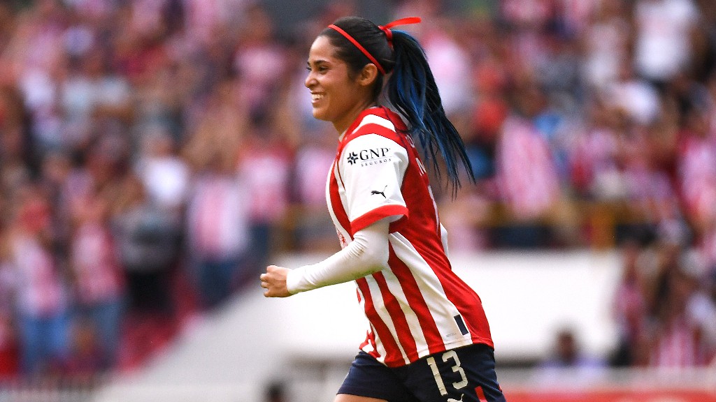 Tigres Femenil se ‘roba’ un pilar de Chivas para el Apertura 2023