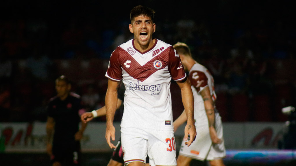¿Qué necesita Cruz Azul para fichar a Leandro Díaz? Leandro Díaz en su etapa con los Tiburones Rojos de Veracruz
