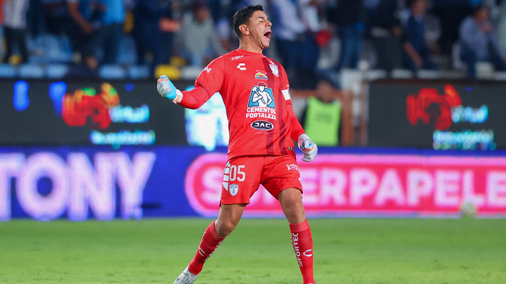 Oscar Ustari se marcha de los Tuzos de Pachuca