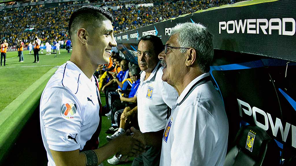 Ricardo Ferretti habla sobre la llegada de Alan Pulido a Cruz Azul