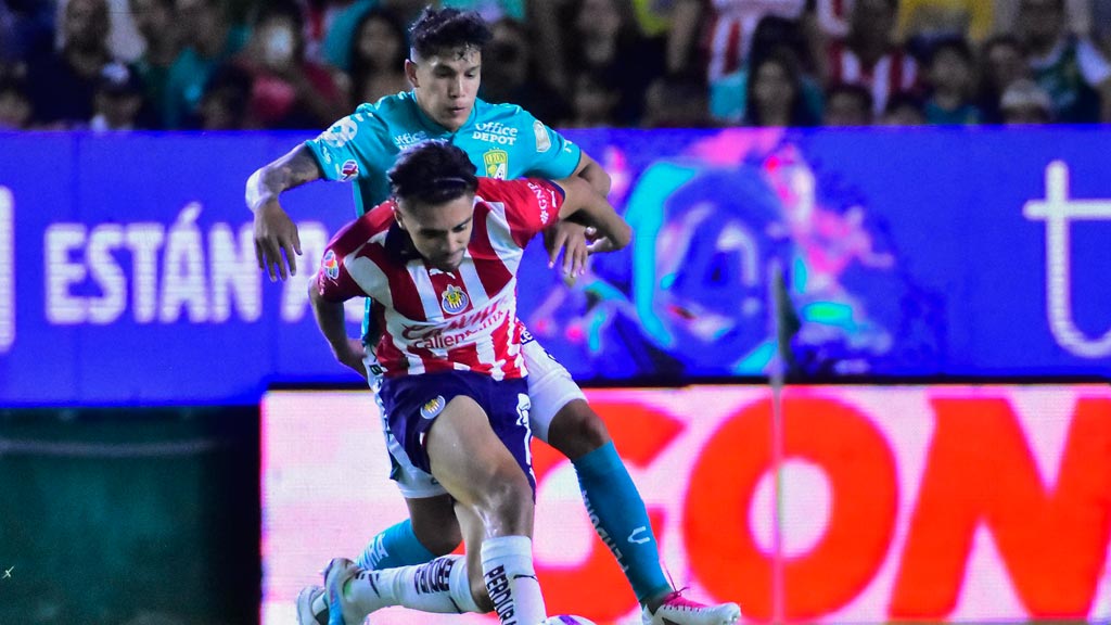 Ricardo Marín, nuevo delantero de las Chivas