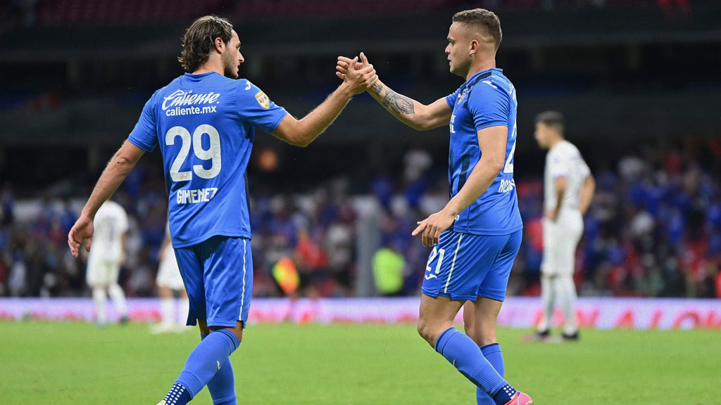 Desde Cabecita Rodríguez, Cruz Azul carece de goleador En Cruz Azul añoran a Santiago Giménez y Cabecita Rodríguez