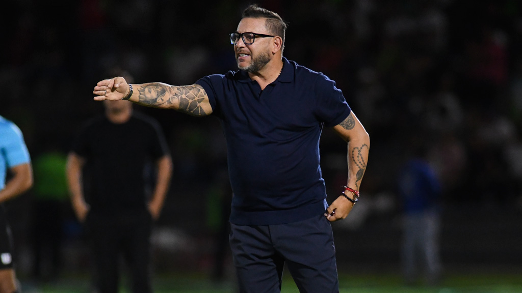 Antonio Mohamed está esperando más refuerzos en Pumas