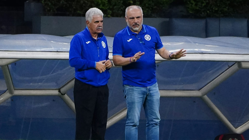 Cruz Azul debe pagar finiquito a Tuca Ferretti