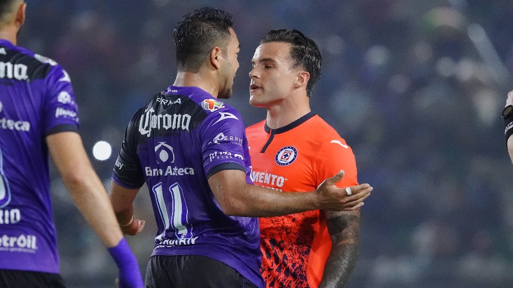 El día que Marco Fabián le dijo a Tabó que le pesaba la camisa de Cruz Azul