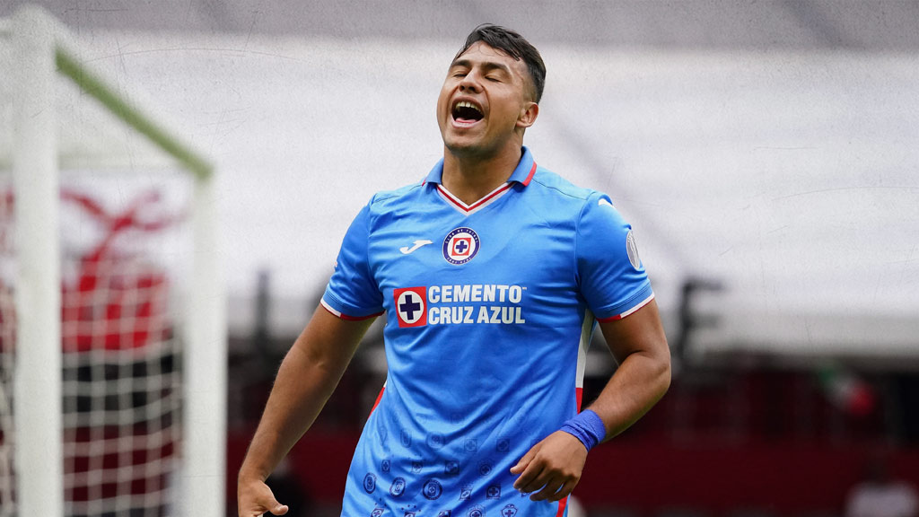 Iván Morales ha sido un fiasco en Cruz Azul