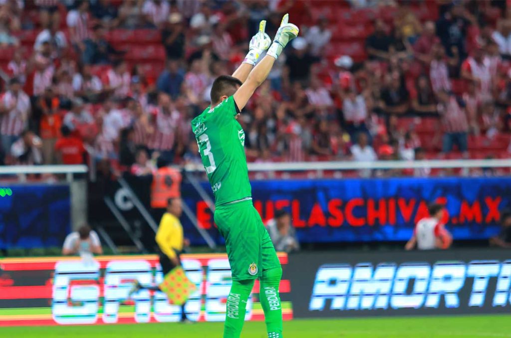 ¡Chivar ausente! Wacho Jiménez presente en el Chivas vs Pachuca