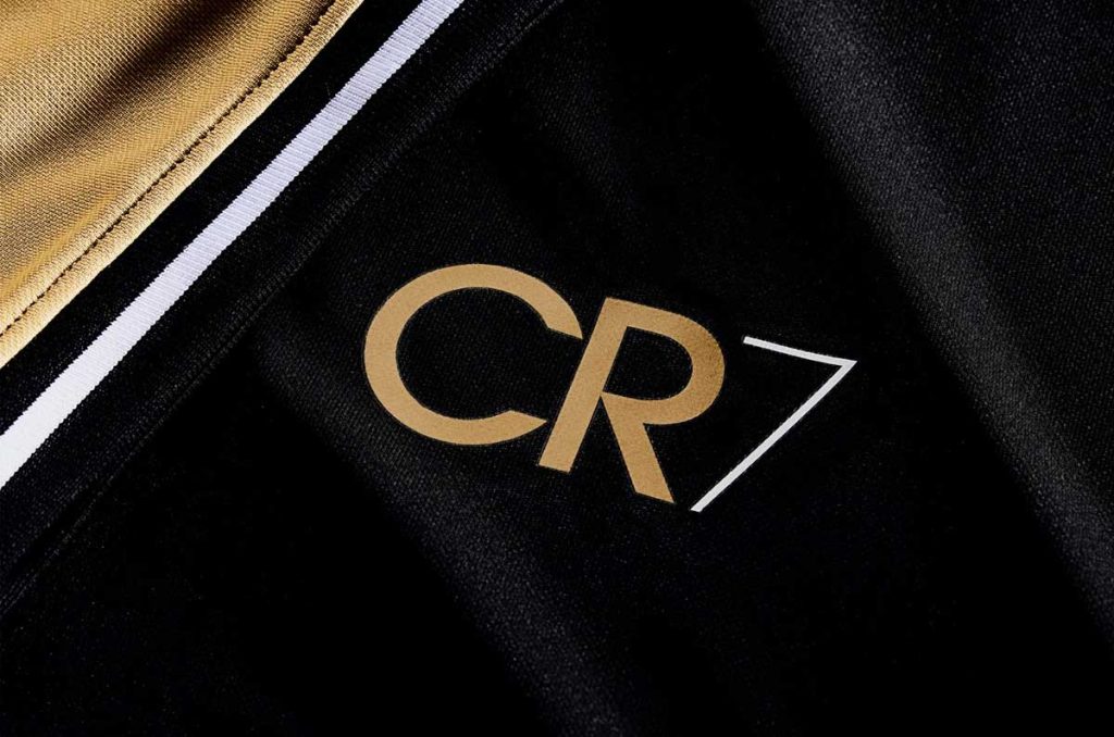 CR7: Rotundo éxito la camiseta del Sporting de Lisboa inspirada en Cristiano Ronaldo 2