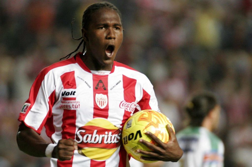 Estos son 5 jugadores que pasaron por la Liga MX y que muchos creían retirados, pero en pleno 2023 siguen en activo.
