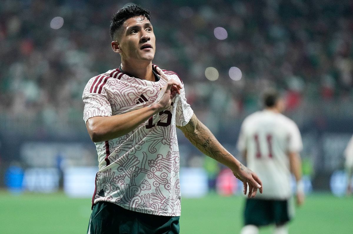 Antuna salva a la Selección Mexicana con gol en fuera de juego; árbitro nunca se percató