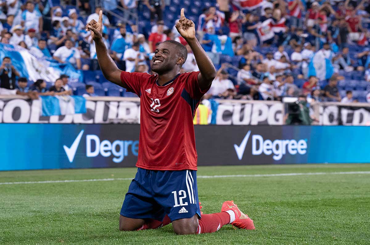 Joel Campbell rompiéndola en Costa Rica ¿Merecía salir de la Liga MX?