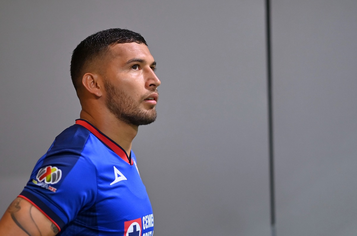 juan-escobar-compressed