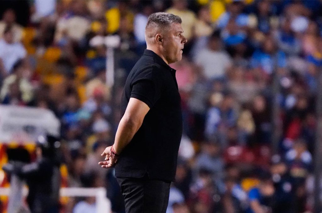 Mauro Gerk se quejó por el arbitraje en el duelo Querétaro vs América
