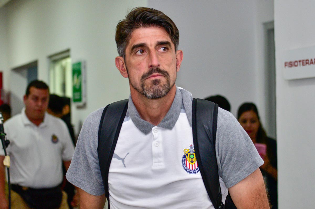 ¿Peligra el puesto de Veljko Paunovic en Chivas?