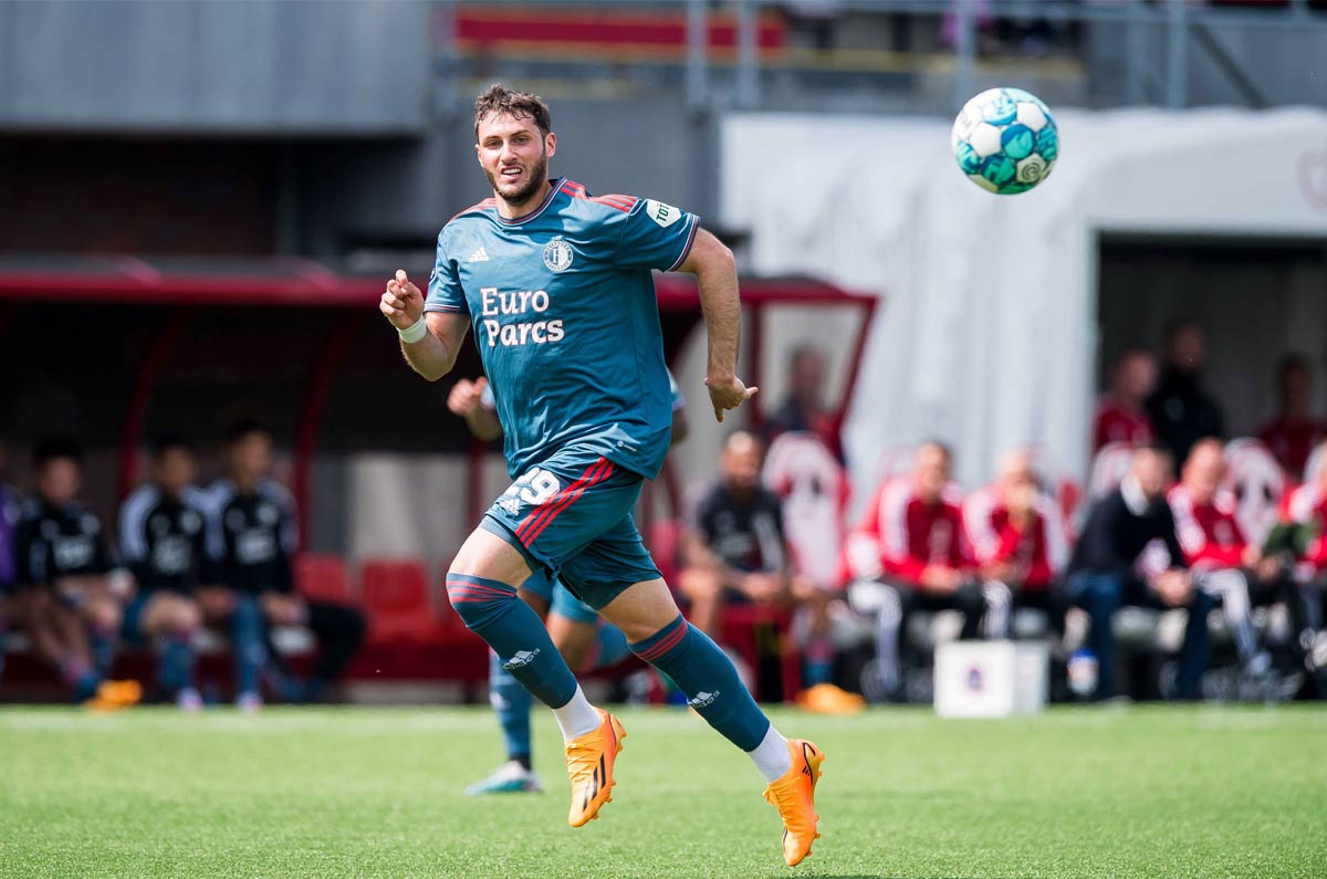 Feyenoord vs Heerenveen: Horario, canal de transmisión, cómo y dónde ver a Santi Giménez