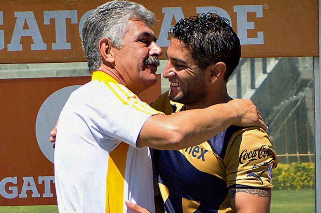 Tuca Ferretti, uno de los goleadores en Clásico Capitalino