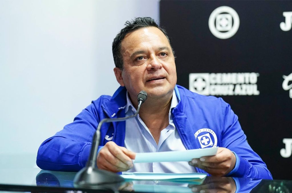 Víctor Velázquez busca reforzar al Cruz Azul en calidad de préstamo