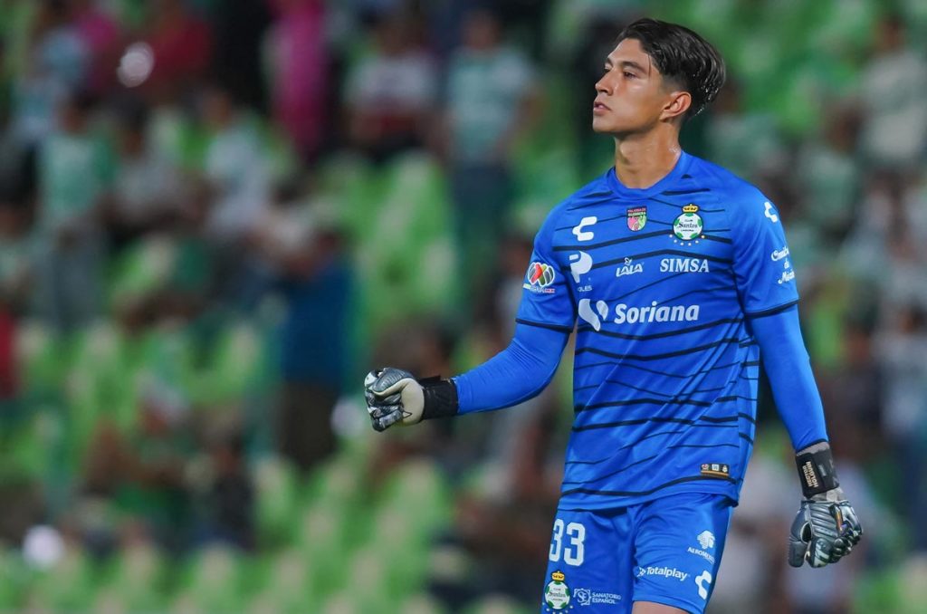 Héctor Holguín, portero promesa de Santos Laguna