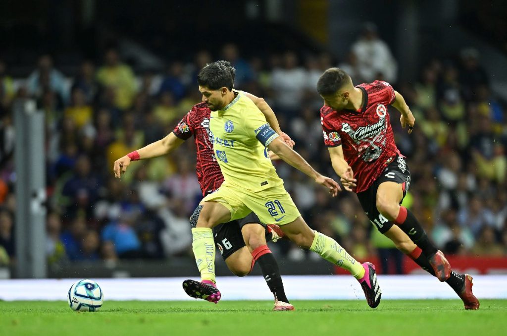 Carlos González tiene los mismos goles que Henry Martín en la Liga MX 0