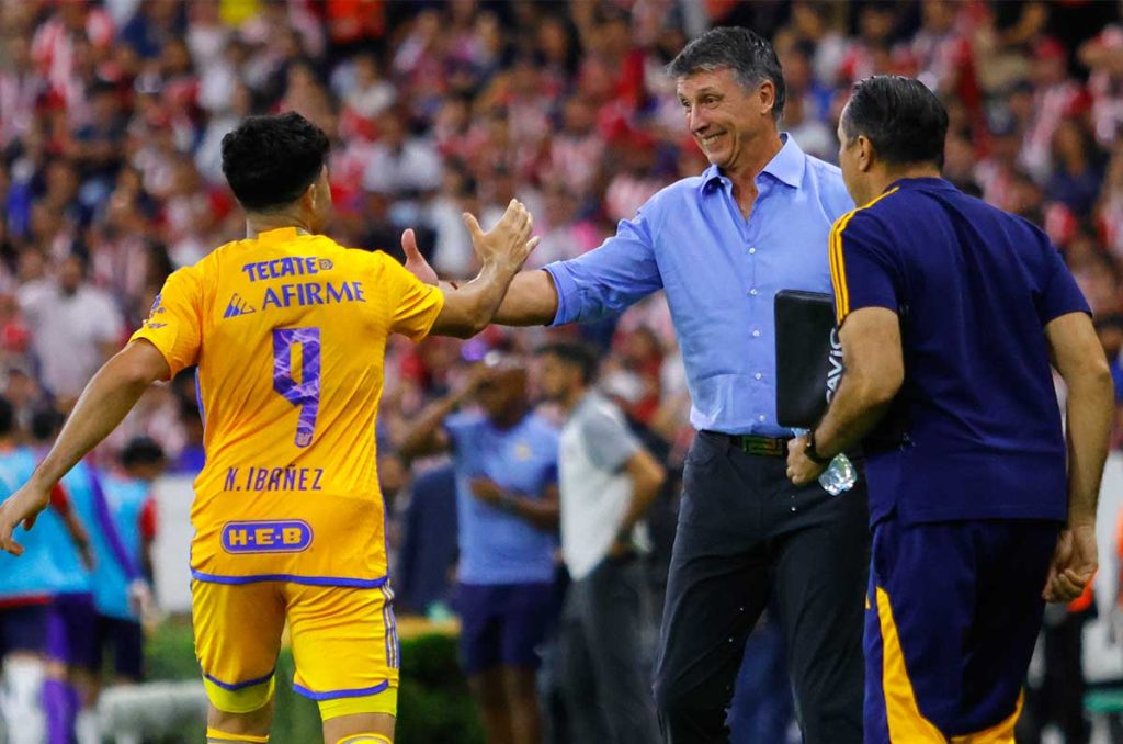 Tigres y Nicolás Ibáñez apagan las esperanzas de las Chiva de Paunovic