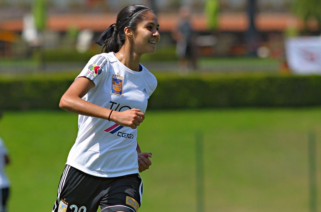 Alison González en su etapa con Tigres UANL durante sus inicios en la Liga MX Femenil