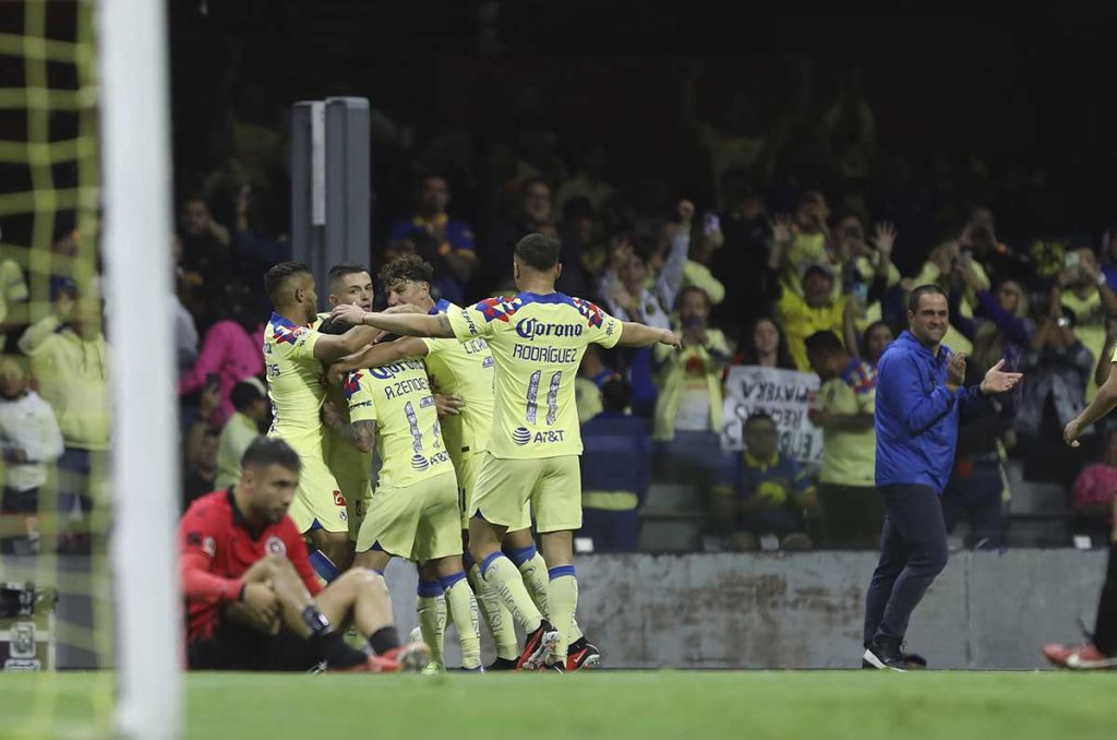 ¿Cuántos lideratos ha conseguido el América y en cuales fue campeón? 0