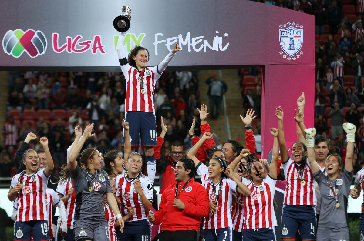 Apertura 2017 - Chivas 