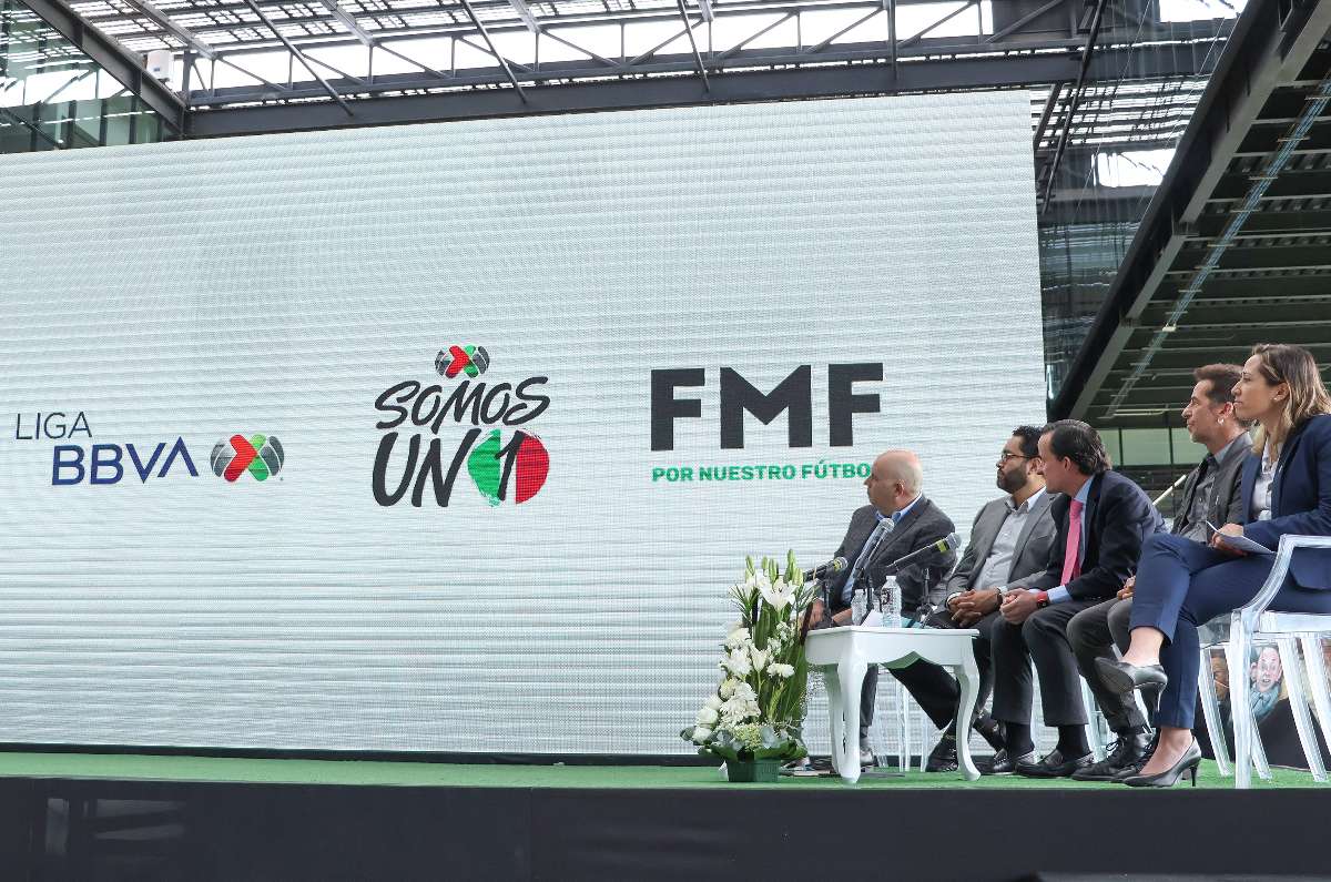 La Federación Mexicana de Futbol busca frenar libertad de expresión y limpiar su imagen