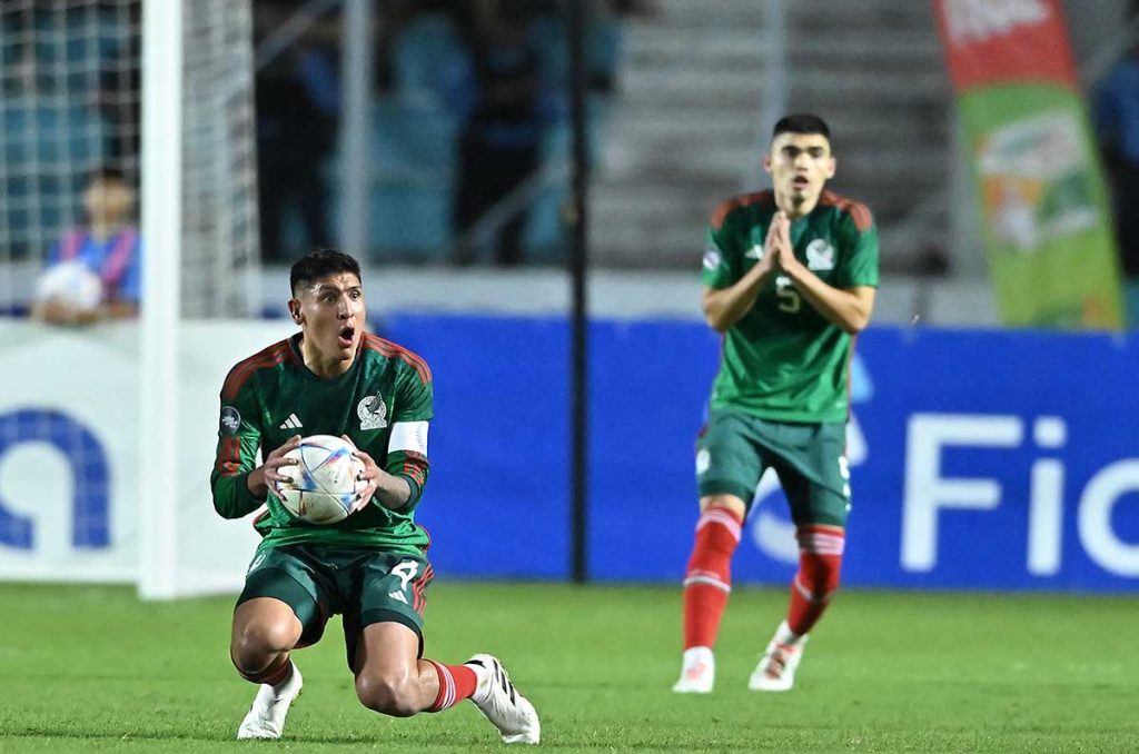 Honduras derrota de manera sorpresiva a México de Jaime Lozano