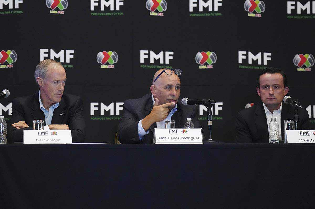 FMF se ampara ante multimillonaria multa del INAI