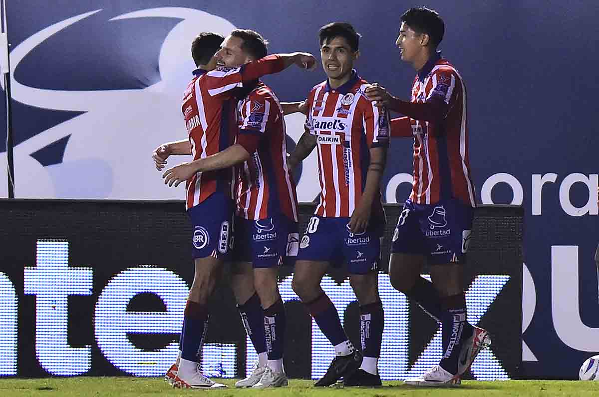 San Luis vence a León y asegura su lugar en liguilla