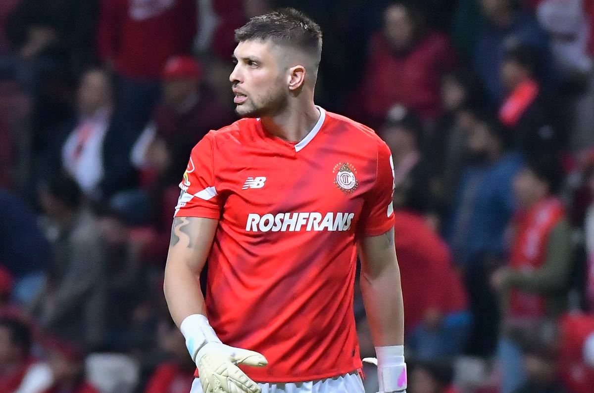Tiago Volpi - 67 atajadas - Toluca