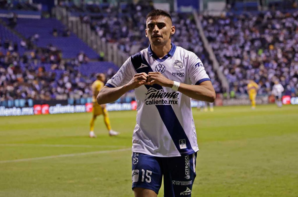 ¿A Guillermo Martínez le conviene regresar a las Chivas?