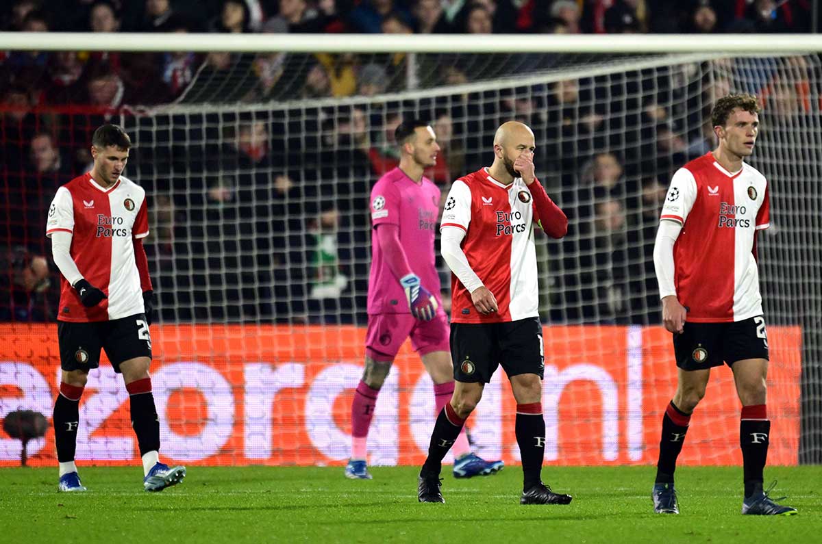 Feyenoord vs PSV: Cómo y dónde ver a Santi Giménez en Eredivisie