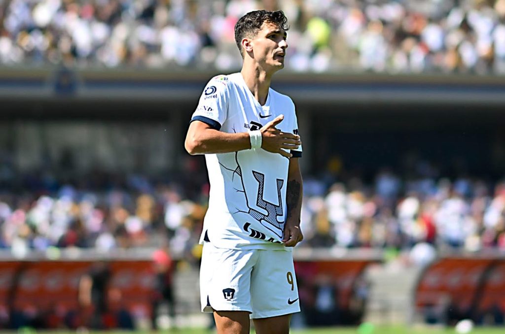 Juan Dinenno depende de la directiva de Pumas